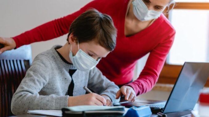 Schul- und Kitabetrieb im Lockdown: Distanzlernen, Wechselunterricht und Notbetreuung