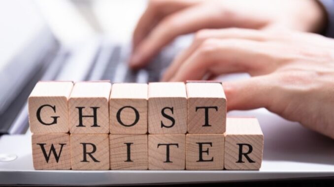 Ghostwriting: Die Vorteile und Nachteile